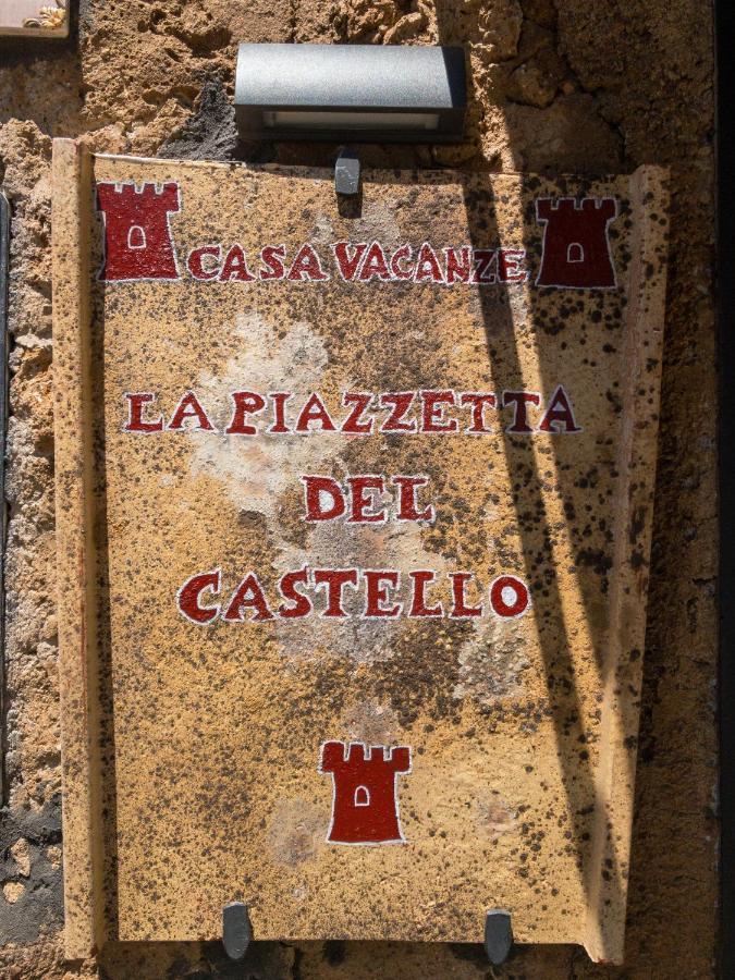 Casa Vacanze La Piazzetta Del Castello Montecalvello Extérieur photo